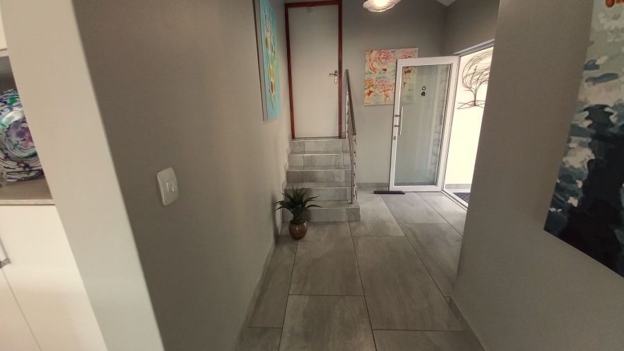 3 Bedroom Property for Sale in Kleinkoornhuis Western Cape